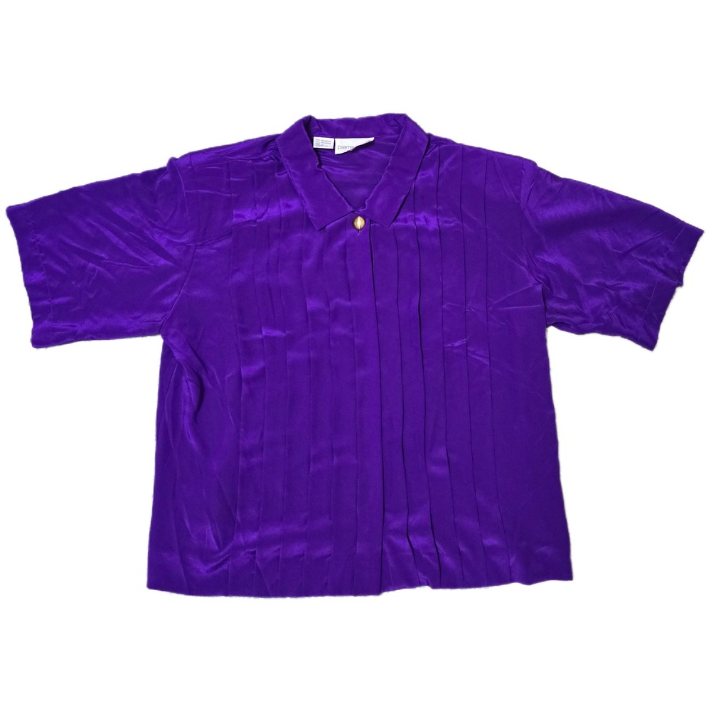 Pierre Cardin Vintage Purple Satin Pleated Button Up Short Sleeve Blouse‎ (i)